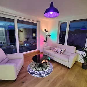 Apartment Neu - Penthouse Flat Carolina In Stadt